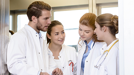 Private Krankenversicherung Mediziner in Ausbildung